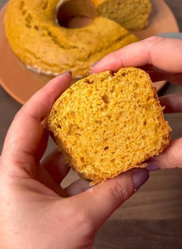 Bolo com Casca de Cenoura